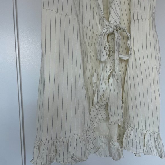 Weworewhat Collared Wrap Dress Ivory Short Puff Sleeve Pin Stripe Ruffle Hem - Picture 8 of 11